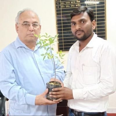 Engineer !! Enterpreneur !! social worker !! leader !!
Former AKU PATNA President TcS