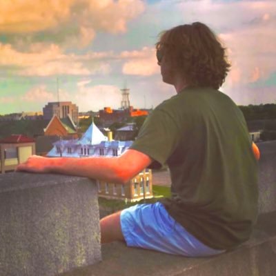 Tatenmoran's profile picture. Business? DM me