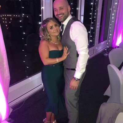 AngelaClementsx's profile picture. 