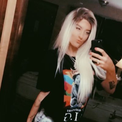 obviously my display name is a cover up. don't be stupid. emotionally unstable, a bit on the crazy side, with daddy issues. https://t.co/T9LAgpobr7