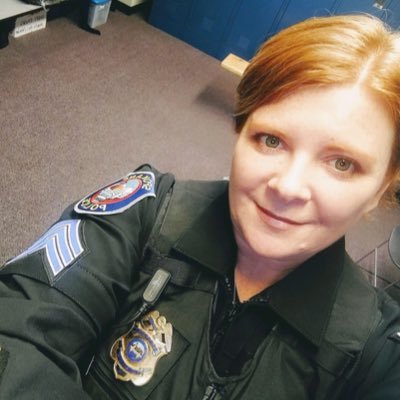 I'm Sgt.Teresa Fuller, a Team PIO for the @SpokanePD, mom, county music lover & part time vlogger for @musicmixdaily 🖤💙🖤