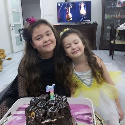 kymetlimisss's profile picture. 