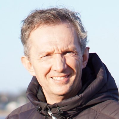 Vicekontorchef i KL's Kontor for arbejdsgange og it arkitektur @kommunerne Tweeter om #digitalisering #itarkitektur og #ledelse Mail: jtp@kl.dk Mobil: 21404082