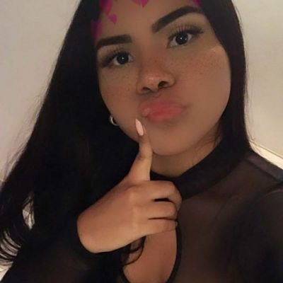 Hermosa la mujer que impone su carácter, aún a riesgo de quedarse sola.
|| No respondo Dms sorry || 👈