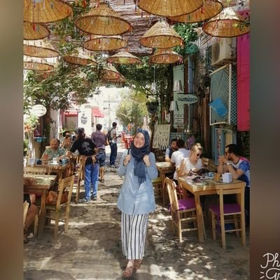 Elif_elifkrkmz's profile picture. Uludag University/
Biology/
Botany-Plant Anatomy