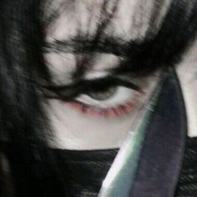 возле меня есть место в палатке....ну если надумаешь @hitomishima2712 тусуюсь там (основа)