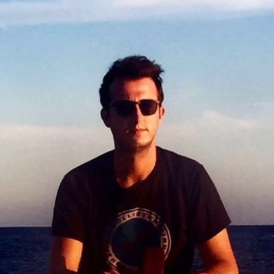 Economista. Empresari PIME. Aquí dic el que em sembla.