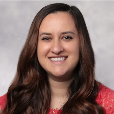 Dra_SmithNunez's profile picture. Pulm Crit Fellow @Northwesternmed | Chief Resident @MacNealIMRP | IM grad @MedChiefs | @UWMedicine alum | Co-Founder @2BrokeDocs | Tweets are my own