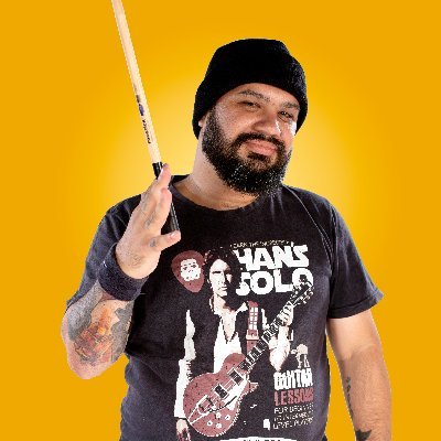 castro_luiz's profile picture. #Drummer das bandas Amperes e The Livery’s #Podcaster no @cinetecetera