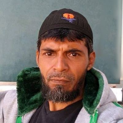 Azazpothiyaval1's profile picture. Azazpothiwala