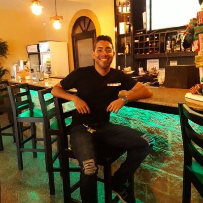 AlexisDeGraci10's profile picture. 