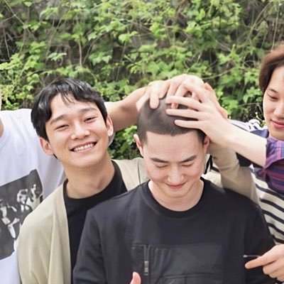 mah_boys_exo's profile picture. SuhoChenSehunChanyeolDoXiuminLayBaekhyunKai