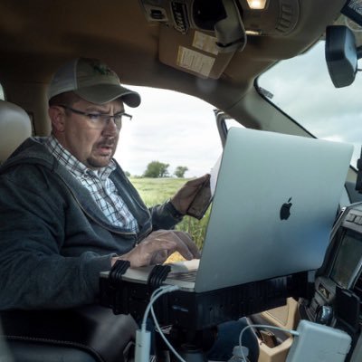 I love telling the story of ag producers through video and still images - NPPA Video Workshop grad - pretty okay husband & dad to twin girls. 1st-gen farmer.