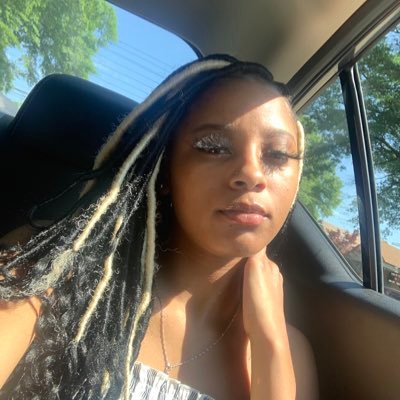 Instagram:kenterya. Facebook:Kenterya Shields. Snapchat:alyshiaaa3🍀