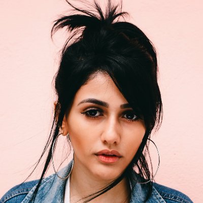 SheilaV99912736's profile picture. 