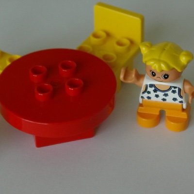 DGmNDxchwslRYvq's profile picture. プログラミングの学習に興味があります  LEGOブロックにも興味があります