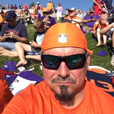 5280CRUE's profile picture. 