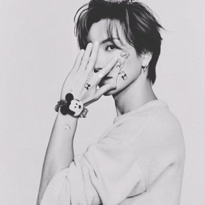 ひよたん イトゥクさんのスタイリストがめっちゃ匂わせインスタをあげててトゥギペンのなかでざわついてるwww