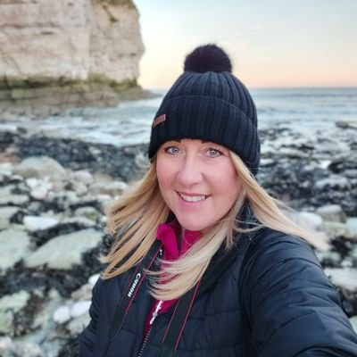 helendawn72's profile picture. 