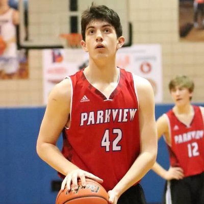 Class of 2021; 6’8” 🏀 Basketball Center / Power Forward 🦅