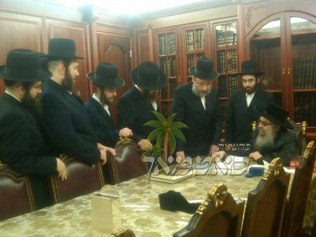 Yismachmoshe's profile picture. Shiarim in bhmd yismach moshe