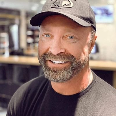 I'm a happy man🇱🇷
Sugar daddy willing to spoil college girls with weekly allowance, Dm now
Co-founder D&T Flourish Computer
My interest 🐶🎼✈🎱