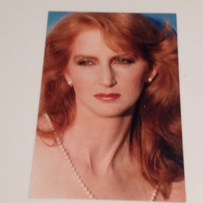 Jocelyn15655527's profile picture. Love simply red