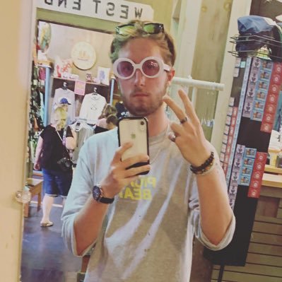 got banned for naming myself Elon Musk but a bitch is back