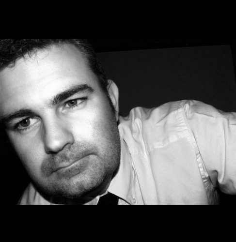 tharrinhimself's profile picture. Interesting fellow, photographer, all round nice guy (seriously!)
There's a novel in me somewhere.. a few actually...  just haven't managed to get them out yet