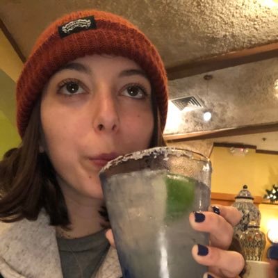 maddieeesloan's profile picture. she/her