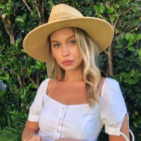 Natasha Bure (@natashabure) Twitter profile photo