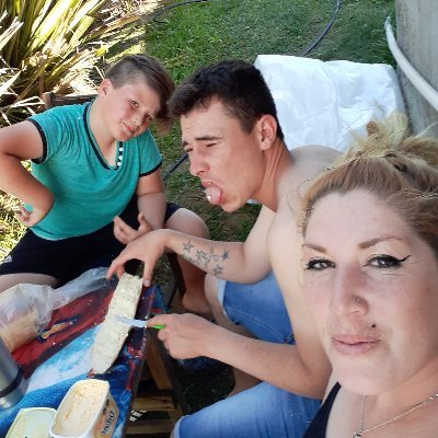 LorenaManzana16's profile picture. 