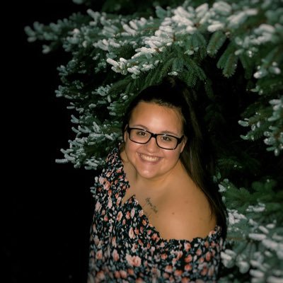 tianna_5927's profile picture. ✰ou’ 24; psych major ✰18
