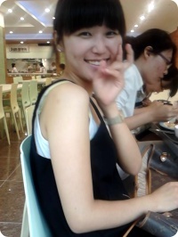 gloria0807's profile picture. hello! I have much curiosity and laugh.