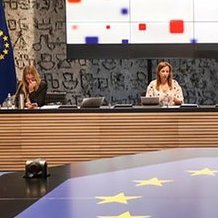 whiteholl1's profile picture. #joytrain #reikihomecoach #angelicreiki #reikithrddigree #lafielangeltrain #angelicvoice #Angelvoice #angelterepacy #Angeleye #angelheling
#YAMAHApiano #Ангел×２