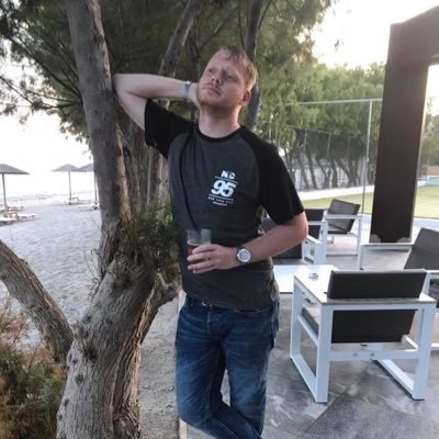 RobbieBouchier's profile picture. anyone want a beer?