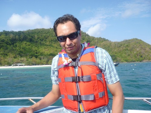 fadijafari's profile picture. 