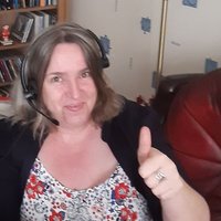 Julia Farrell (@joolsfarrell) 's Twitter Profile
