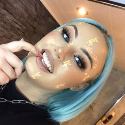 rebeccaKclose's profile picture. • freelance make up artist •Instagram: rkcartistry •22 all enquiries- rkcartistry@outlook.com