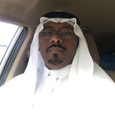موظف في ادارة تعليم القنفذه شاعر خطوه معروف بقصيده الحوثي الخوان وحرب صنعا
