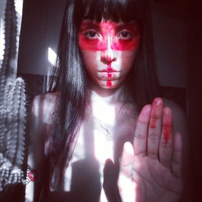 deliciac9's profile picture. -Poesía de noche a Nana Cutzi
-P'urhépecha
-Nana Kuerajperi mi fortaleza