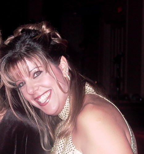 amfm1966's profile picture. 