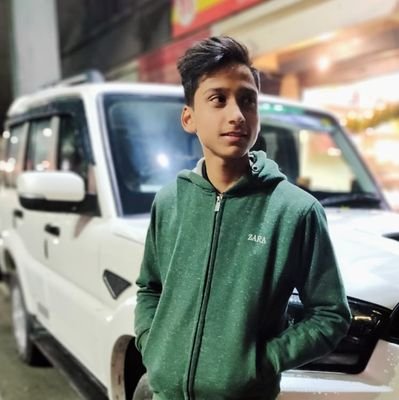 Hello guys app sabhi ko namaskar hai mera Twitter ko follow kar na.thank you