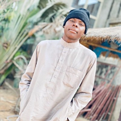 PrinceOnche2's profile picture. Manager @OYKGamingArena
Lifestyle | Travel | Rap | music | 
Contact @AlhajiEmkey
Aspire🙏❣️