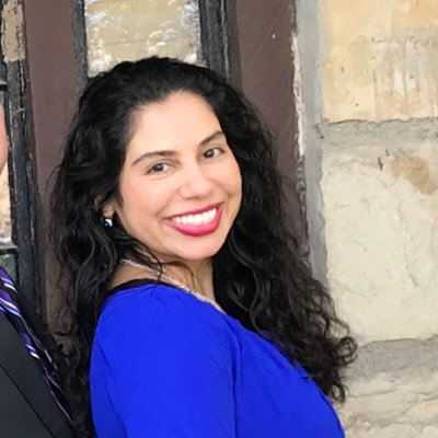 Wife, mom, Colombian, Spanish teacher, video creator, Flipgrid ambassador, contractor, cat owner, YouTuber https://t.co/q9GL6fHYlR