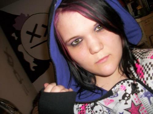 OSN11Krystal's profile picture. Hi my name is Krystal.I am currently going for my AA degree, but afterwards I’ll be going to culinary school for pastries; I’m going to bake cupcakes!