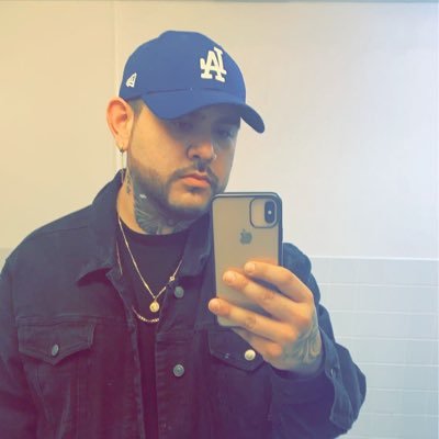 AlexVazquez25's profile picture. 