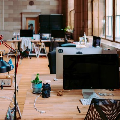 JisoEngineers's profile picture. 個人契約のtutorを見つけられる!がコンセプトのslack communityです!
- https://t.co/BQDKvv6Izo?amp=1
プログラミングスクールって馬鹿みたいに高いので、個人契約の家庭教師のような感じで気軽にエンジニアと契約して指導をもらえる場所を作りたいです。