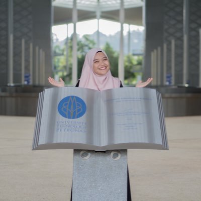 farah_pieqa's profile picture. keep smiling and say thank you Allah :) // Bachelor of Chemical Engineer // Sales Engineer (in searching for new opportunities)