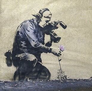 AlcoDalex's profile picture. Cybersecurité, Médecine, Droit et respect des droits. Né entre le walkman et le début du discman.